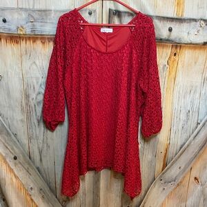 Dressbarn Vibrant Red Lace Top Long Sleeve Lined Asymmetrical Longer Sides Tunic